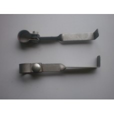 Bracket - tail pipe to 4th cross member - 10/4 cruxiform chassis with tubular cross member 